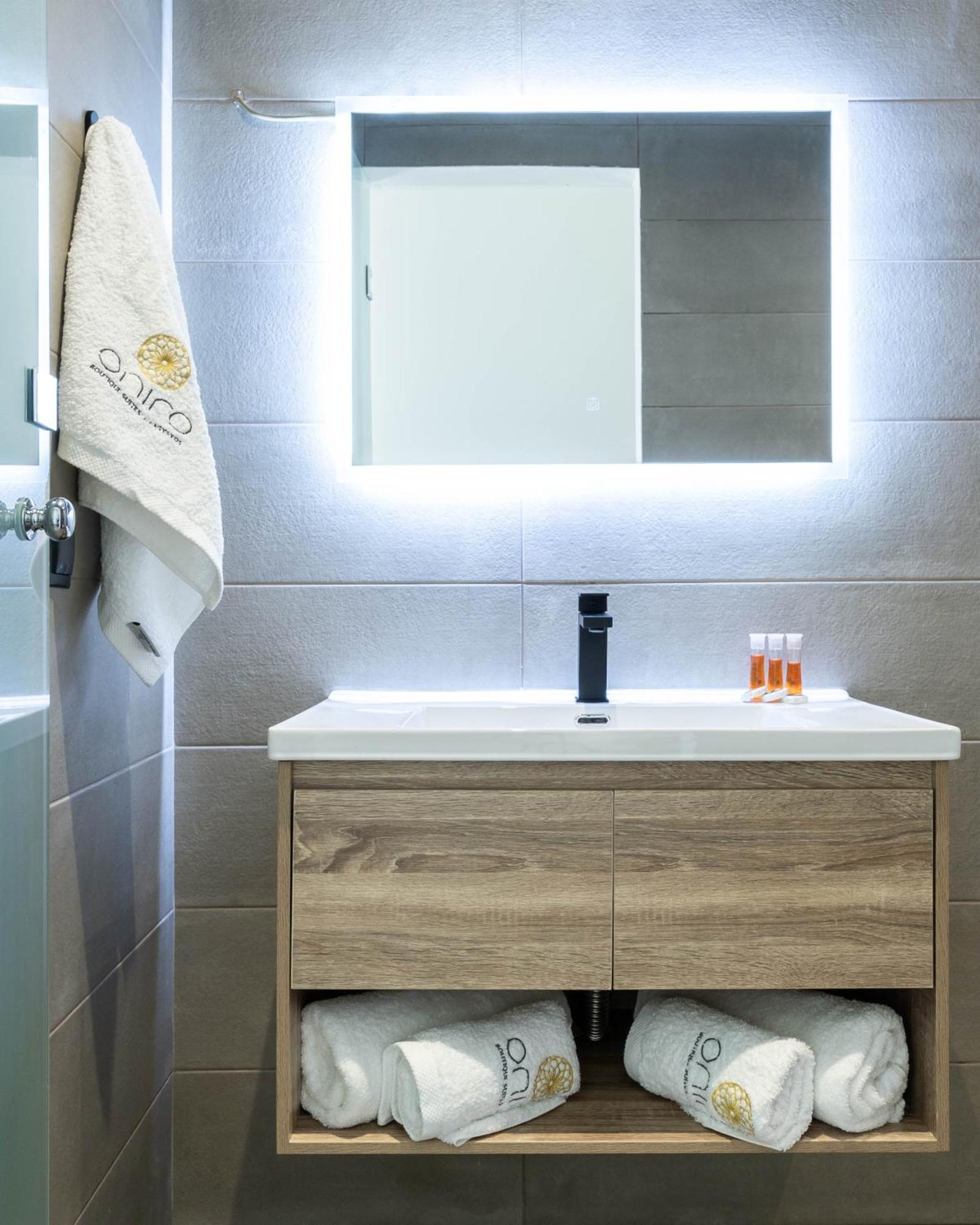 Nerea Boutique Suites Karystos 객실 사진